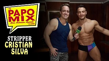 Nos Bastidores Do Club Rainbow, Papomix Entrevista O Stripper Cristian Silva - Whatsapp Papomix (11) 94779-1519 free video