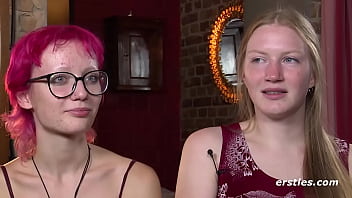 Ersties - Zoe Und Tonja Stehen Auf Ungewöhnliche Dinge free video