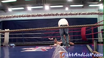 Roundass Lesbians Wrestling In A Boxing Ring free video